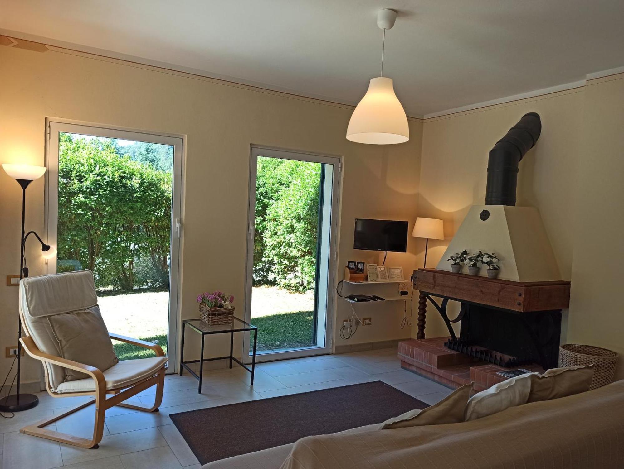 Il Bosco Di Campo Marzano Garden Apartments 보르조나사 객실 사진