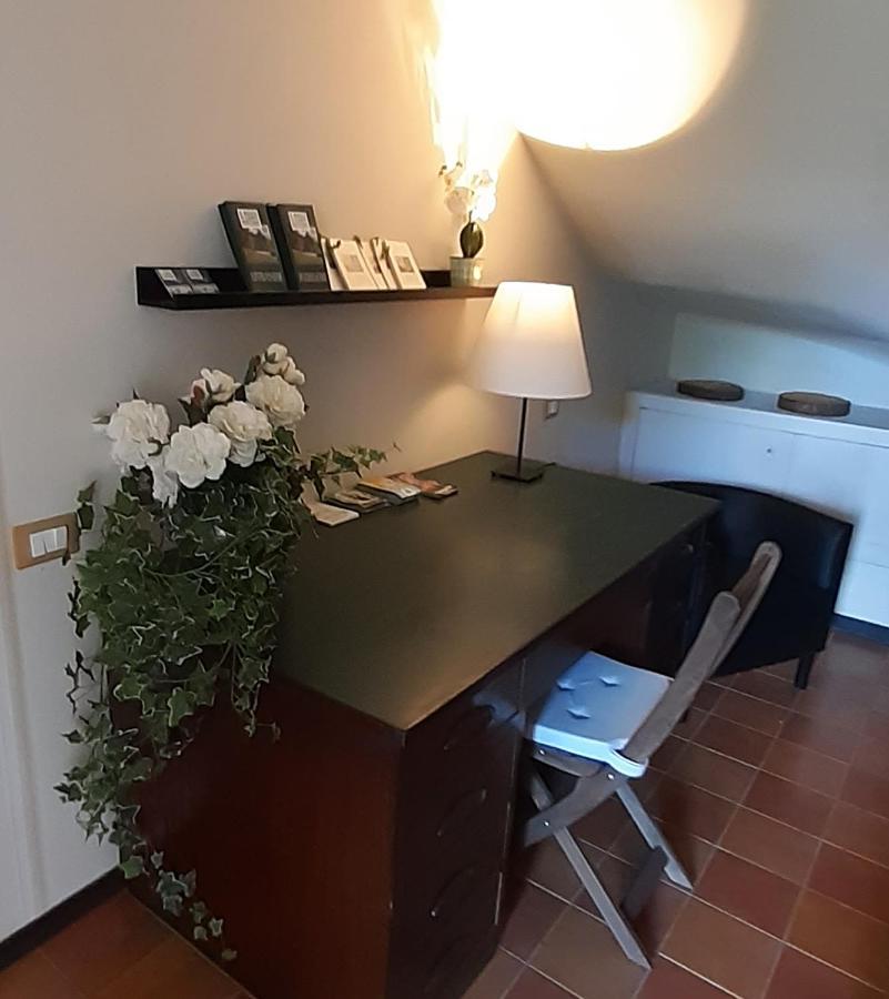 Il Bosco Di Campo Marzano Garden Apartments 보르조나사 외부 사진